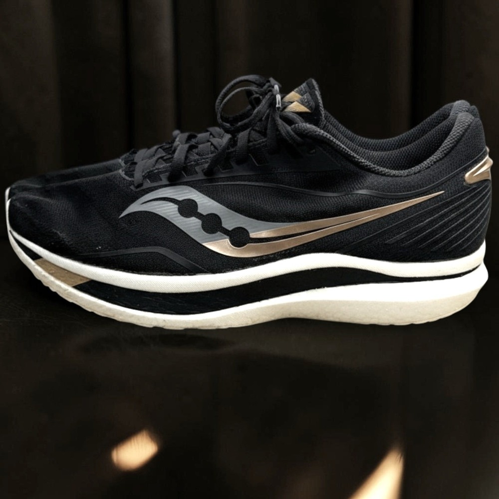 Saucony Endorphin Speed Mens Running Shoes Black Gold S20597-40 Size 12